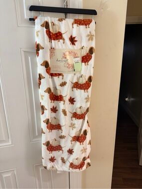 Harvest Collection Fall Dachshund Plush Throw Blanket with Leaves & Pumpkins